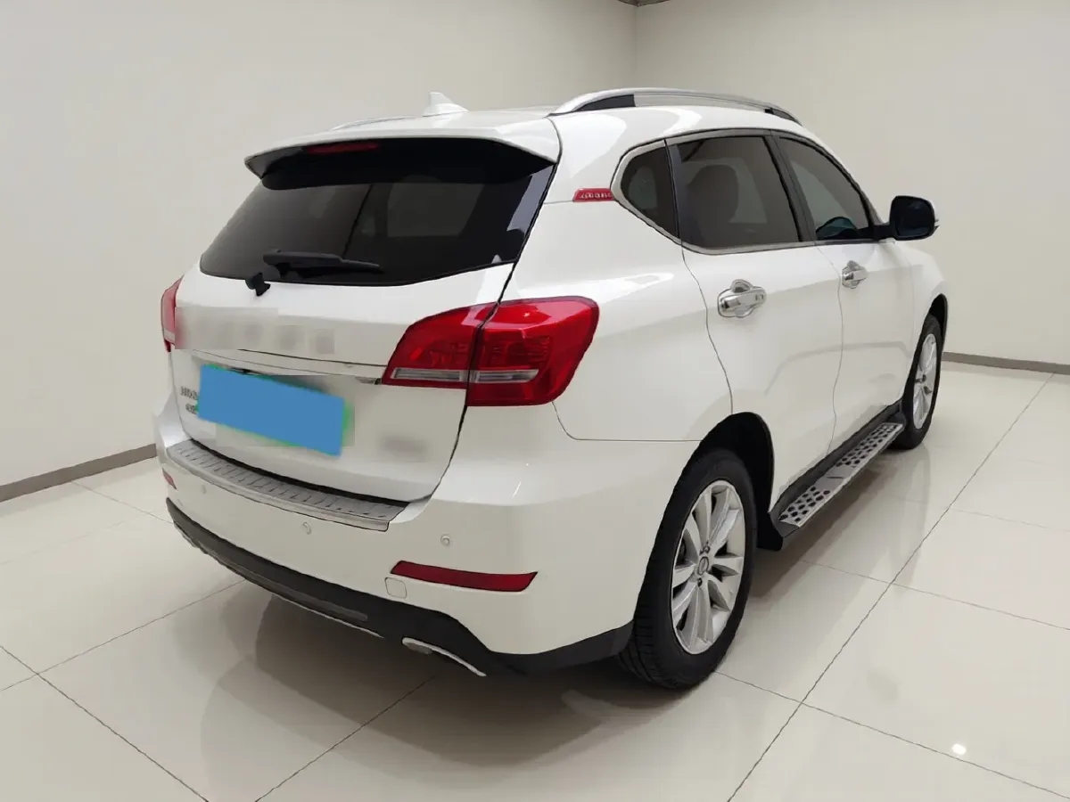 2014 Haval H2 1.5T 150HP L4 6MT,autocango,china used car exporter,china ev exporter,chinese used car exporter,chinese used ev exporter