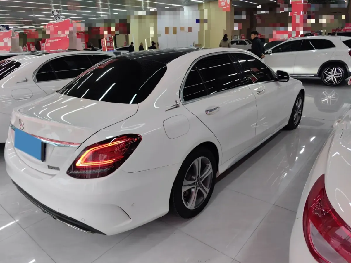2020 Mercedes-Benz C Class 1.5T 184HP L4 9AT,autocango,china used car exporter,china ev exporter,chinese used car exporter,chinese used ev exporter