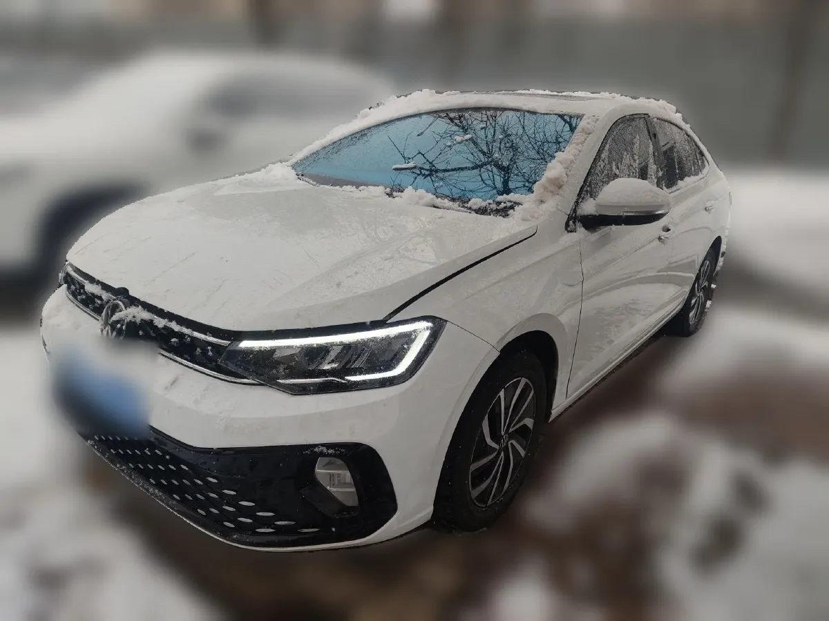 2023 Geely Coolray 1.5T 181HP L4 7DCT,autocango,china used car exporter,china ev exporter,chinese used car exporter,chinese used ev exporter