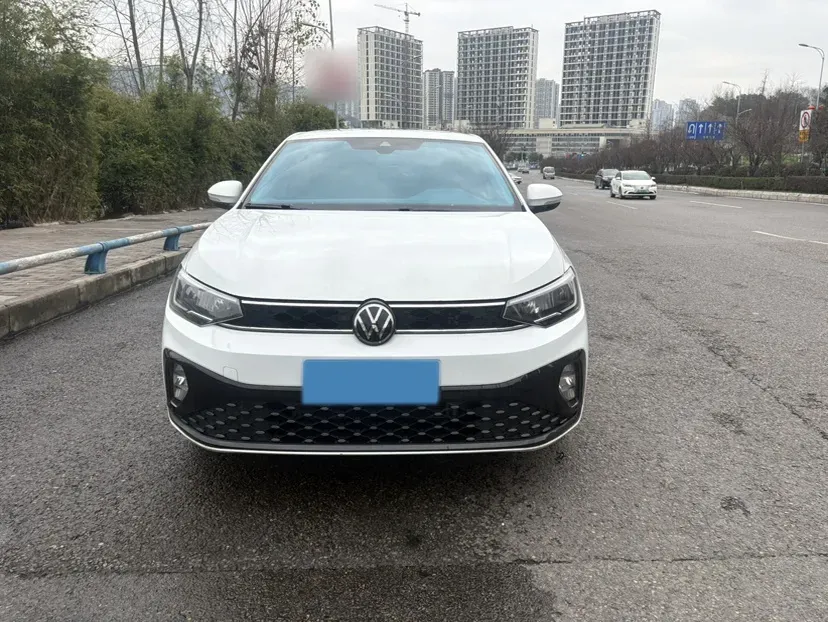 2023 Geely Coolray 1.5T 181HP L4 7DCT,autocango,china used car exporter,china ev exporter,chinese used car exporter,chinese used ev exporter