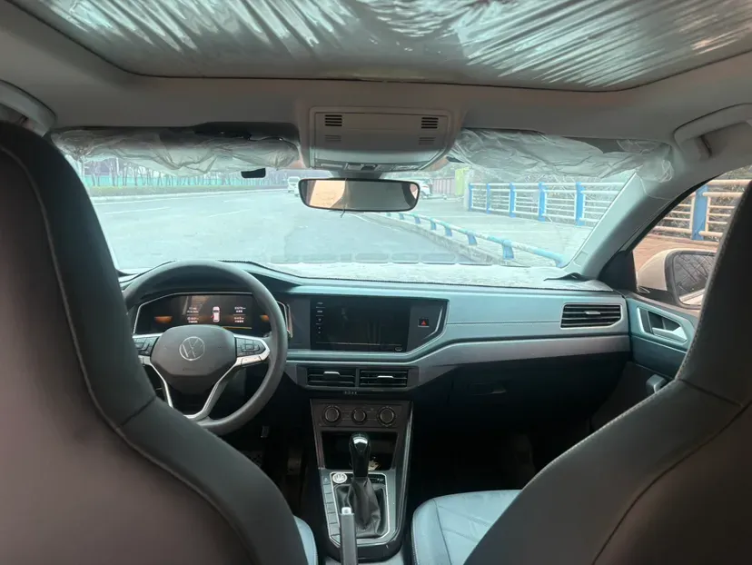 2023 Geely Coolray 1.5T 181HP L4 7DCT,autocango,china used car exporter,china ev exporter,chinese used car exporter,chinese used ev exporter