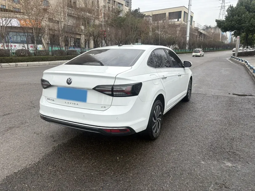 2023 Geely Coolray 1.5T 181HP L4 7DCT,autocango,china used car exporter,china ev exporter,chinese used car exporter,chinese used ev exporter