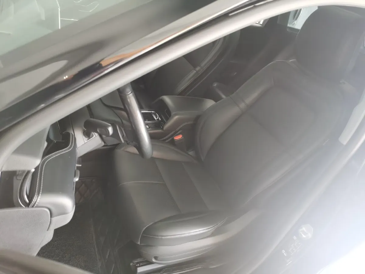 2021 Toyota Wildlander 2.5L 180HP L4 E-CVT PHEV 15.984KWH,autocango,china used car exporter,china ev exporter,chinese used car exporter,chinese used ev exporter