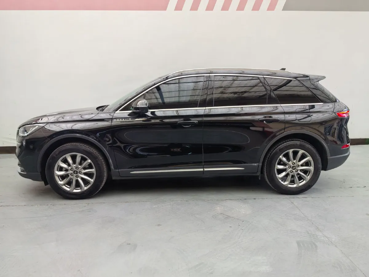 2021 Toyota Wildlander 2.5L 180HP L4 E-CVT PHEV 15.984KWH,autocango,china used car exporter,china ev exporter,chinese used car exporter,chinese used ev exporter