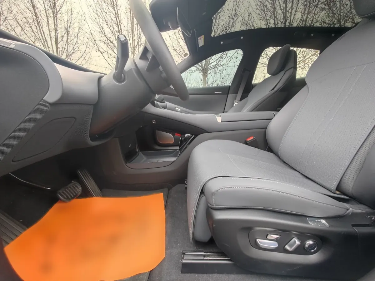 2025 MI YU7 BEV 96.3KWH,autocango,china used car exporter,china ev exporter,chinese used car exporter,chinese used ev exporter