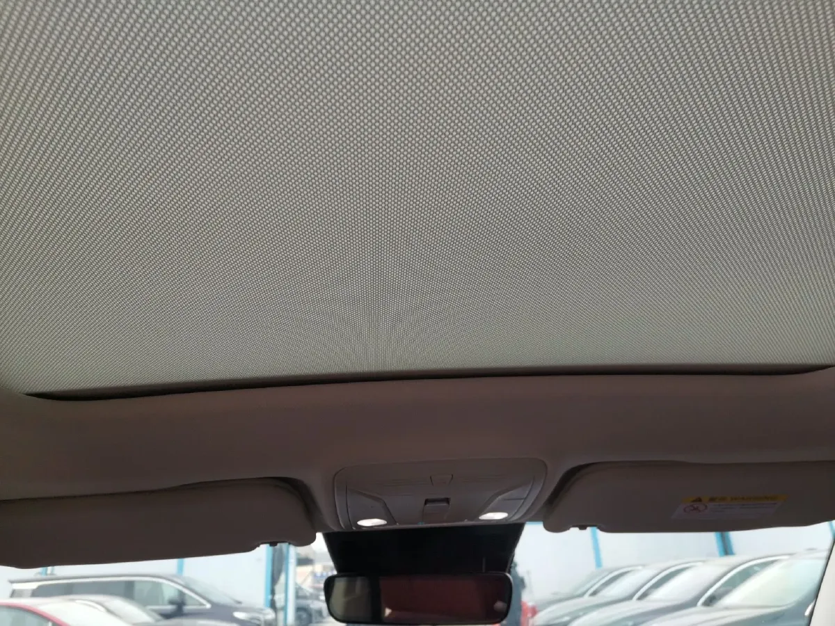 2023 HongQi HS5 2.0T 252HP L4 8AT,autocango,china used car exporter,china ev exporter,chinese used car exporter,chinese used ev exporter