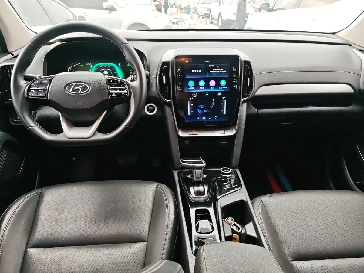 2021 Hyundai ix35 2.0L 160HP L4 6AT,autocango,china used car exporter,china ev exporter,chinese used car exporter,chinese used ev exporter