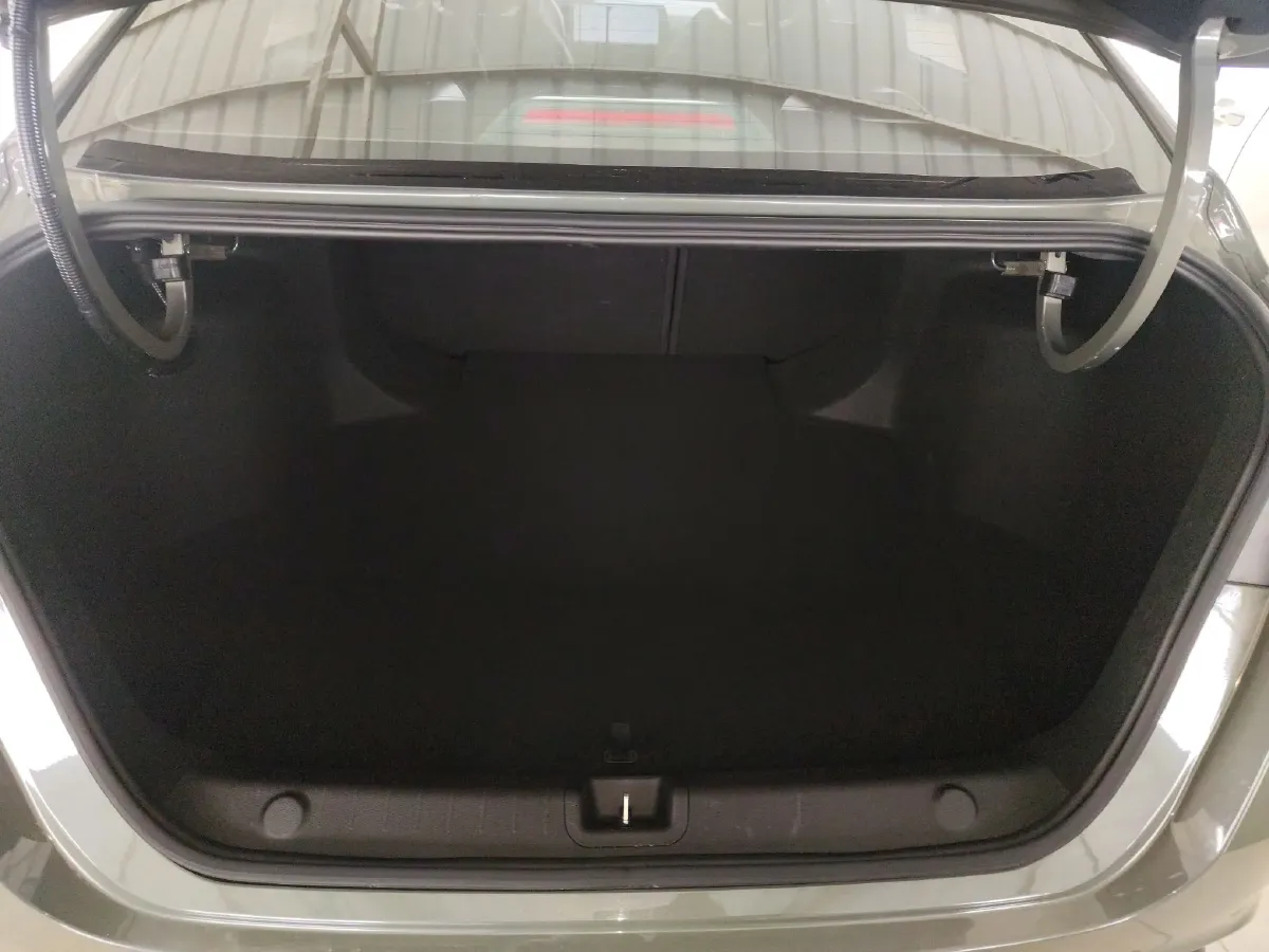 2022 Nissan Sylphy 1.6L 122HP L4 CVT,autocango,china used car exporter,china ev exporter,chinese used car exporter,chinese used ev exporter