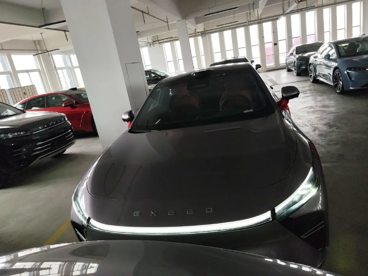 2025 Exceed Sterra ES REEV 156HP REEV 34.7KWH,autocango,china used car exporter,china ev exporter,chinese used car exporter,chinese used ev exporter