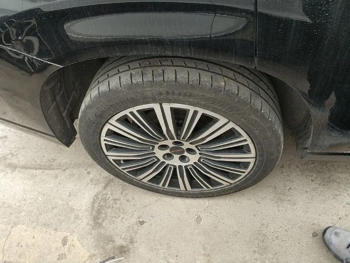 2025 Exceed VXC-DM 1.5T 156HP L4 3DHT PHEV 34.46KWH,autocango,china used car exporter,china ev exporter,chinese used car exporter,chinese used ev exporter