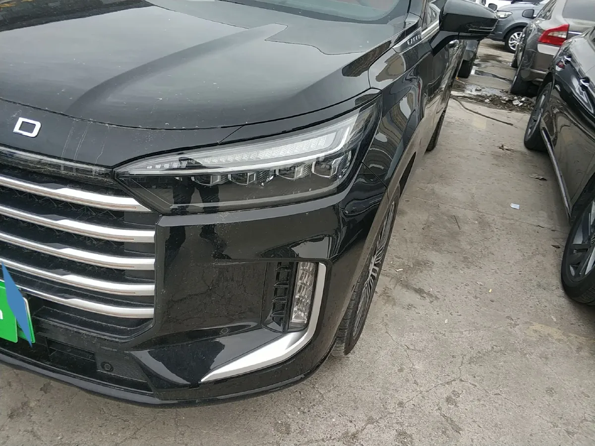 2025 Exceed VXC-DM 1.5T 156HP L4 3DHT PHEV 34.46KWH,autocango,china used car exporter,china ev exporter,chinese used car exporter,chinese used ev exporter
