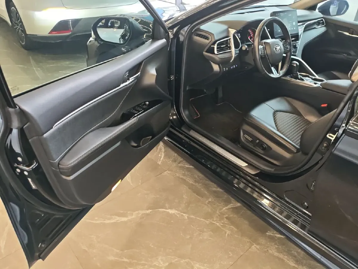 2023 Toyota Camry 2.0L 177HP L4 CVT,autocango,china used car exporter,china ev exporter,chinese used car exporter,chinese used ev exporter