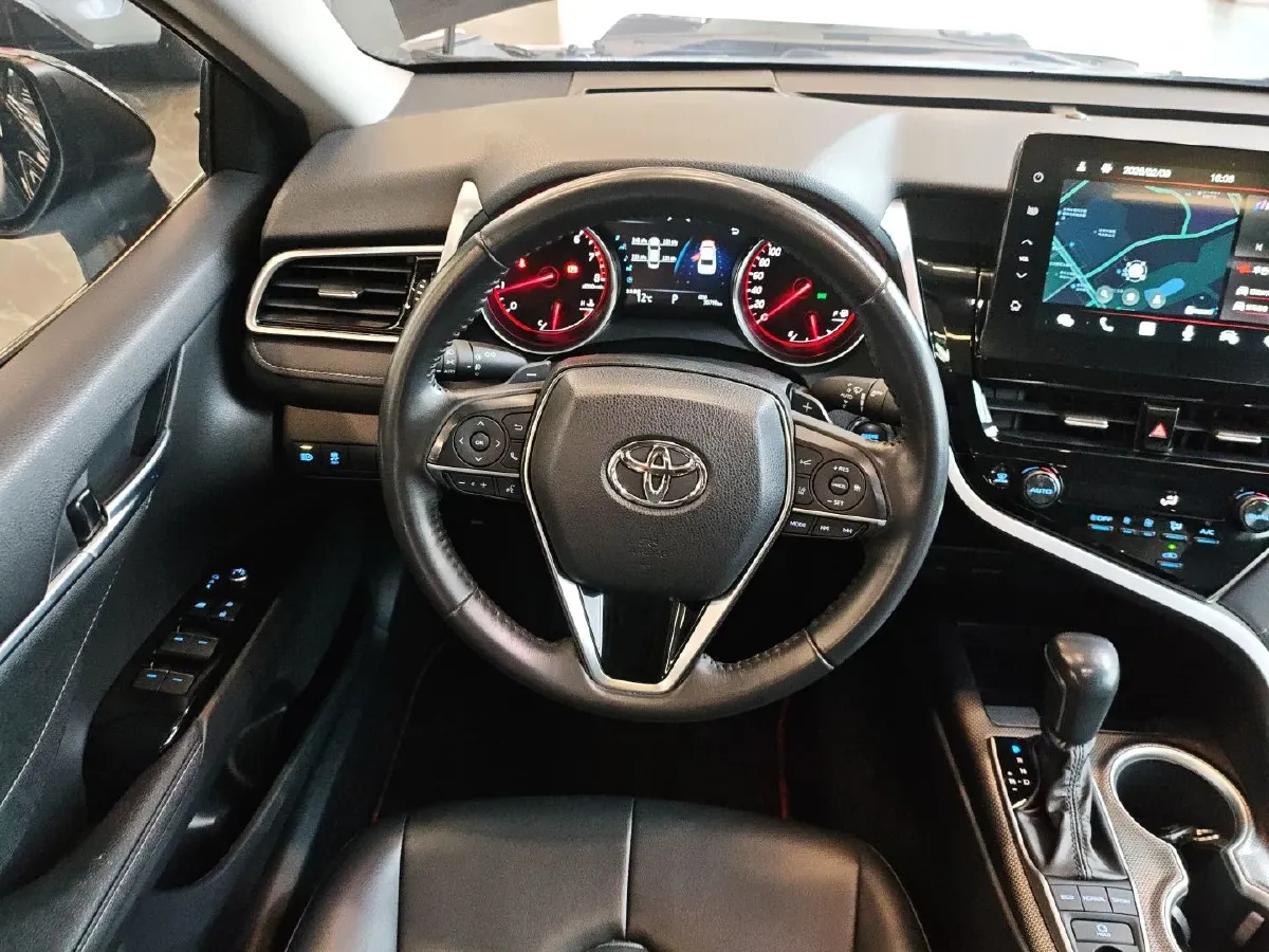 2023 Toyota Camry 2.0L 177HP L4 CVT,autocango,china used car exporter,china ev exporter,chinese used car exporter,chinese used ev exporter
