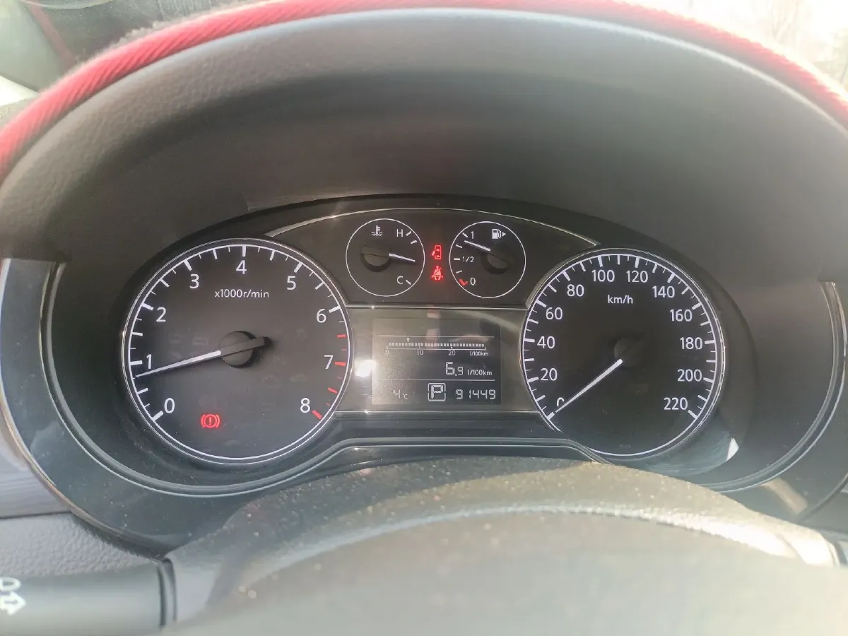 2011 Nissan Tiida 1.6L 126HP L4 CVT,autocango,china used car exporter,china ev exporter,chinese used car exporter,chinese used ev exporter