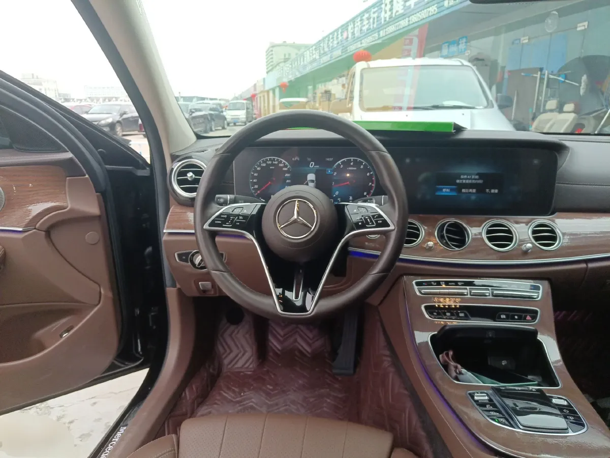2022 Mercedes-Benz E Class 2.0T 258HP L4 9AT,autocango,china used car exporter,china ev exporter,chinese used car exporter,chinese used ev exporter