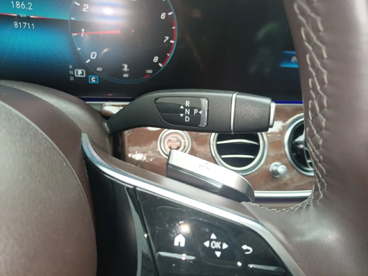 2022 Mercedes-Benz E Class 2.0T 258HP L4 9AT,autocango,china used car exporter,china ev exporter,chinese used car exporter,chinese used ev exporter