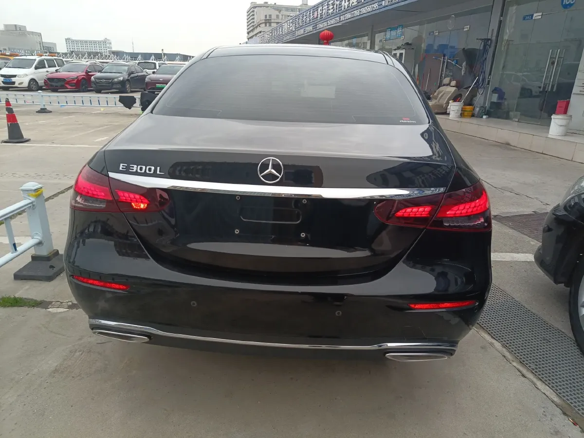 2022 Mercedes-Benz E Class 2.0T 258HP L4 9AT,autocango,china used car exporter,china ev exporter,chinese used car exporter,chinese used ev exporter