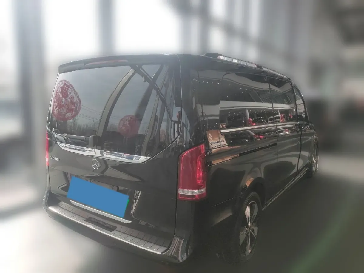 2021 Mercedes-Benz V Class 2.0T 211HP L4 9AT,autocango,china used car exporter,china ev exporter,chinese used car exporter,chinese used ev exporter