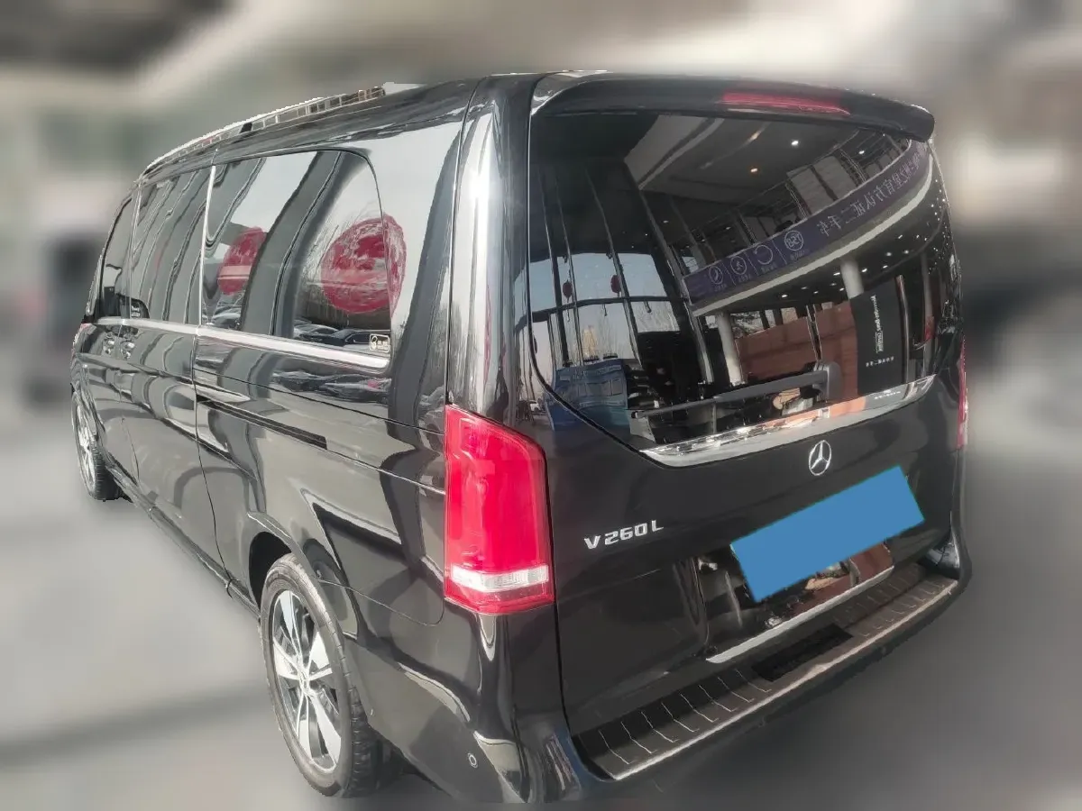 2021 Mercedes-Benz V Class 2.0T 211HP L4 9AT,autocango,china used car exporter,china ev exporter,chinese used car exporter,chinese used ev exporter