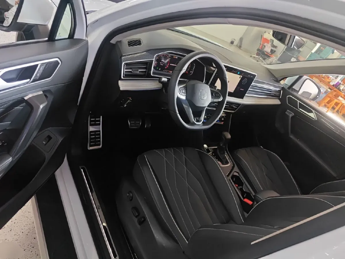 2024 Ford Transit 2.0T 143HP L4 9AT,autocango,china used car exporter,china ev exporter,chinese used car exporter,chinese used ev exporter