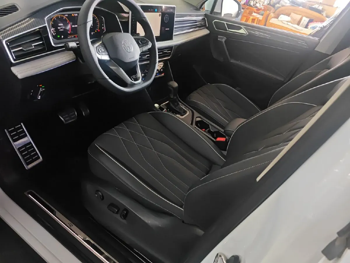 2024 Ford Transit 2.0T 143HP L4 9AT,autocango,china used car exporter,china ev exporter,chinese used car exporter,chinese used ev exporter