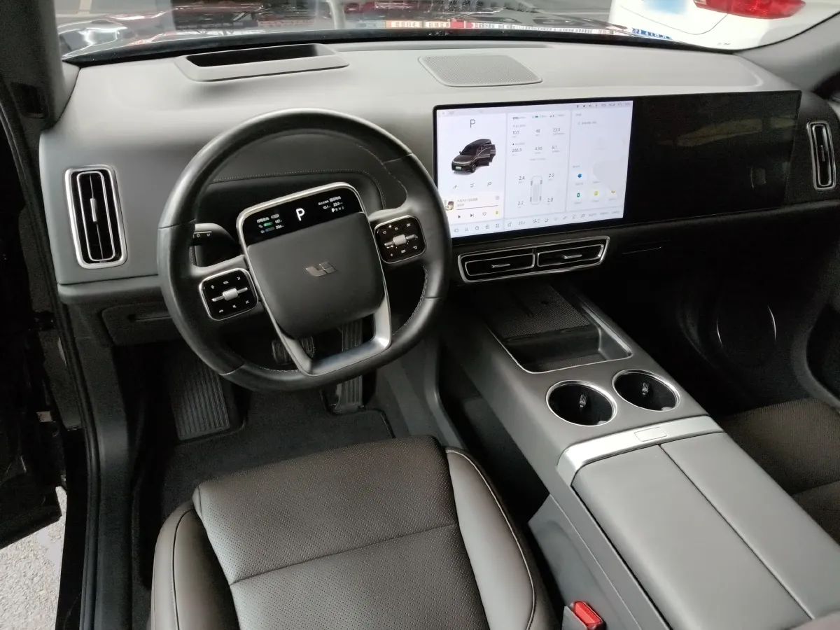 2022 Li L9 Range Extended 154HP REEV 42.6KWH,autocango,china used car exporter,china ev exporter,chinese used car exporter,chinese used ev exporter