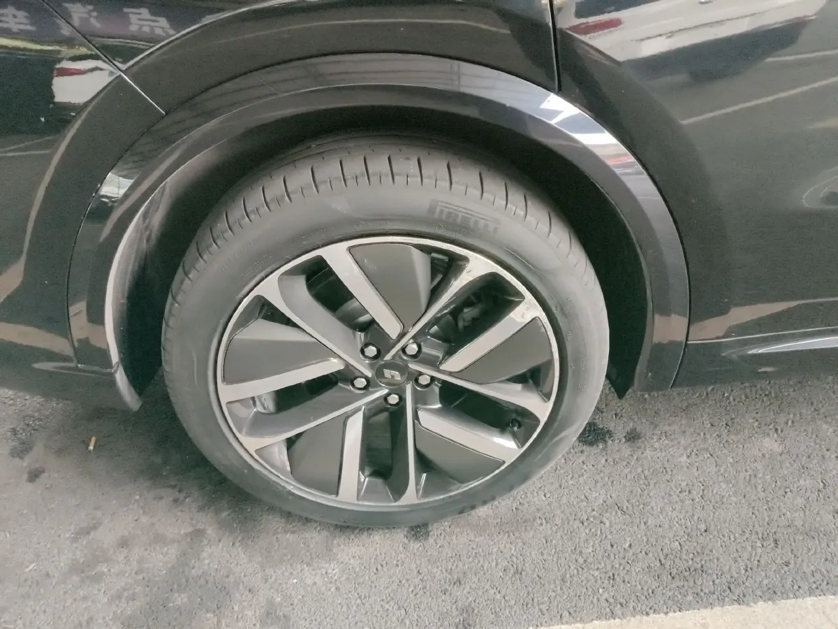 2022 Li L9 Range Extended 154HP REEV 42.6KWH,autocango,china used car exporter,china ev exporter,chinese used car exporter,chinese used ev exporter