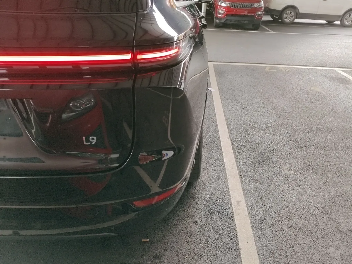 2022 Li L9 Range Extended 154HP REEV 42.6KWH,autocango,china used car exporter,china ev exporter,chinese used car exporter,chinese used ev exporter