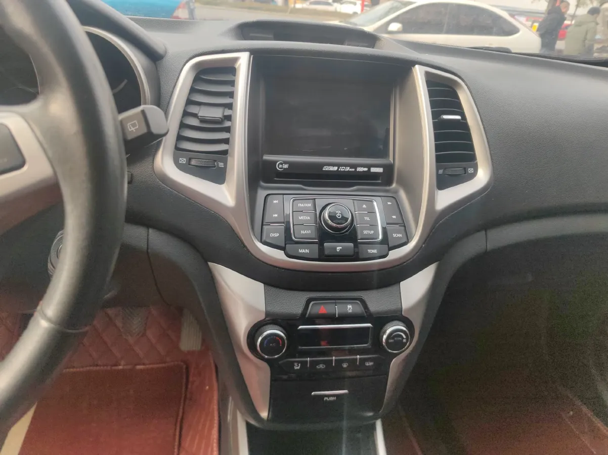2015 ChangAn Eado XT 1.6L 125HP L4 5MT,autocango,china used car exporter,china ev exporter,chinese used car exporter,chinese used ev exporter