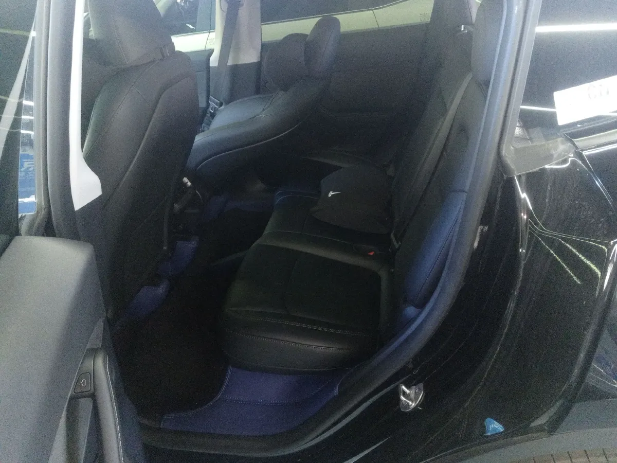 2024 Tesla Model Y BEV 60KWH,autocango,china used car exporter,china ev exporter,chinese used car exporter,chinese used ev exporter