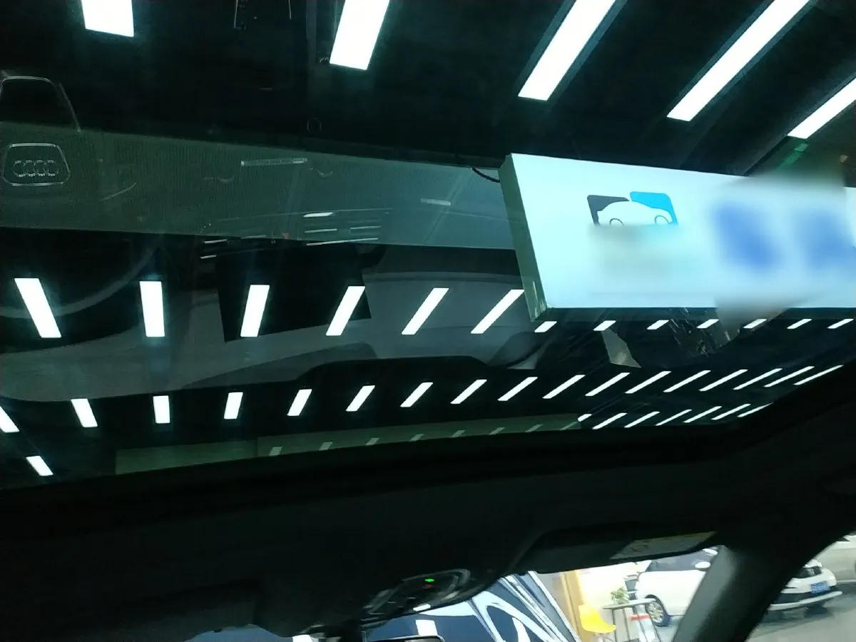 2024 Audi Q5L 2.0T 190HP L4 7DCT,autocango,china used car exporter,china ev exporter,chinese used car exporter,chinese used ev exporter