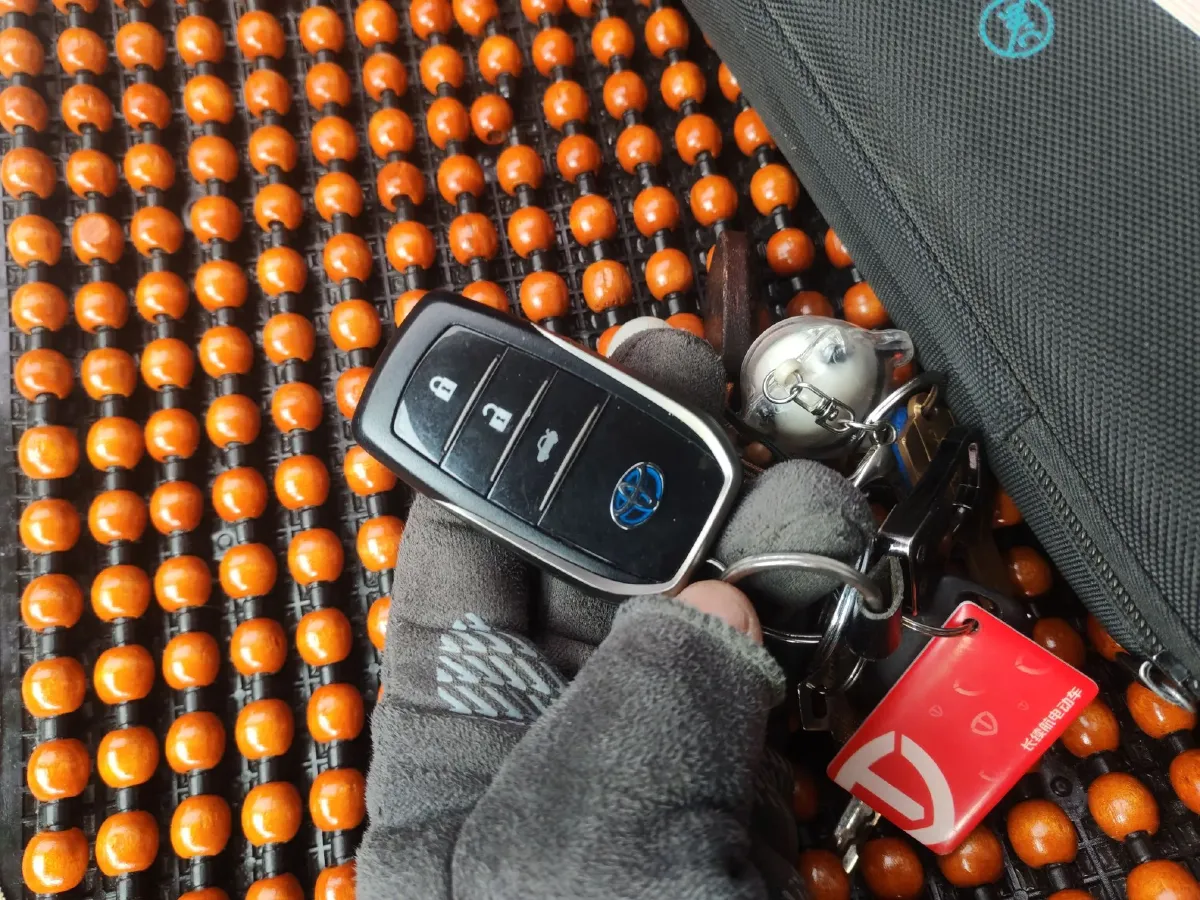 2019 Toyota Corolla Hybird E+ 1.8L 99HP L4 E-CVT PHEV 10.5KWH,autocango,china used car exporter,china ev exporter,chinese used car exporter,chinese used ev exporter