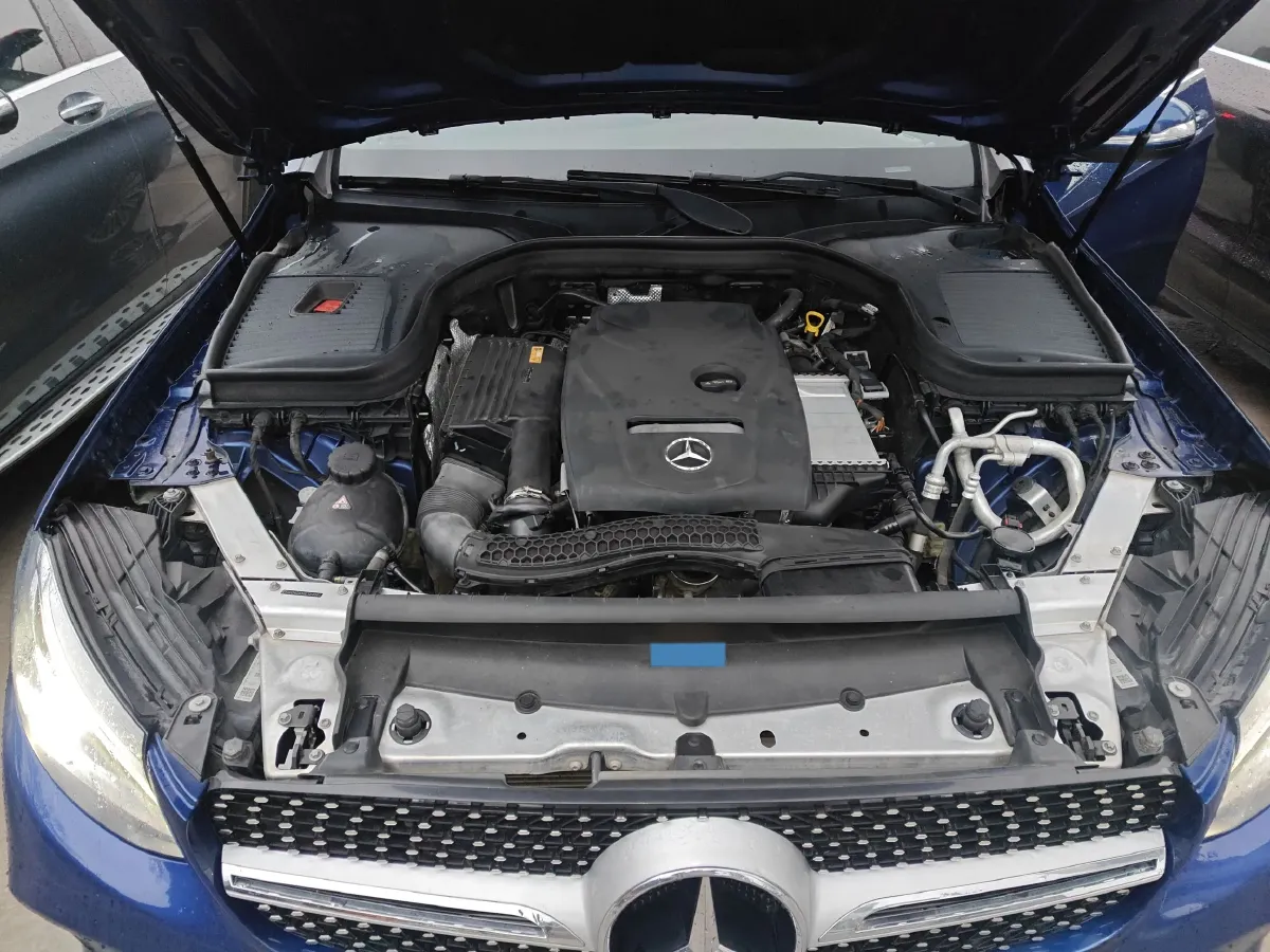 2017 Mercedes-Benz GLC Class 2.0T 211HP L4 9AT,autocango,china used car exporter,china ev exporter,chinese used car exporter,chinese used ev exporter