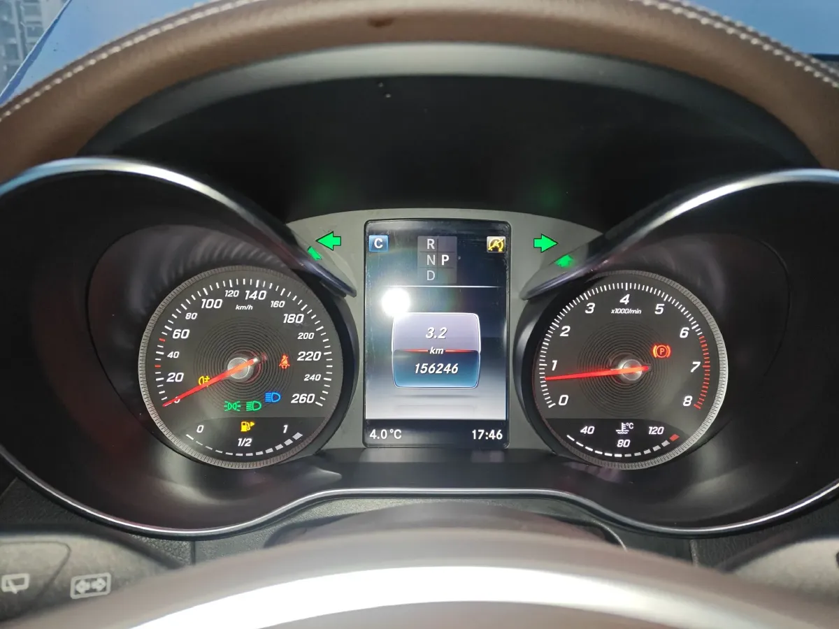 2017 Mercedes-Benz GLC Class 2.0T 211HP L4 9AT,autocango,china used car exporter,china ev exporter,chinese used car exporter,chinese used ev exporter