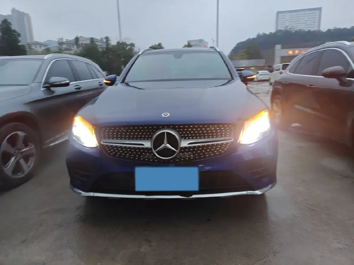 2017 Mercedes-Benz GLC Class 2.0T 211HP L4 9AT,autocango,china used car exporter,china ev exporter,chinese used car exporter,chinese used ev exporter