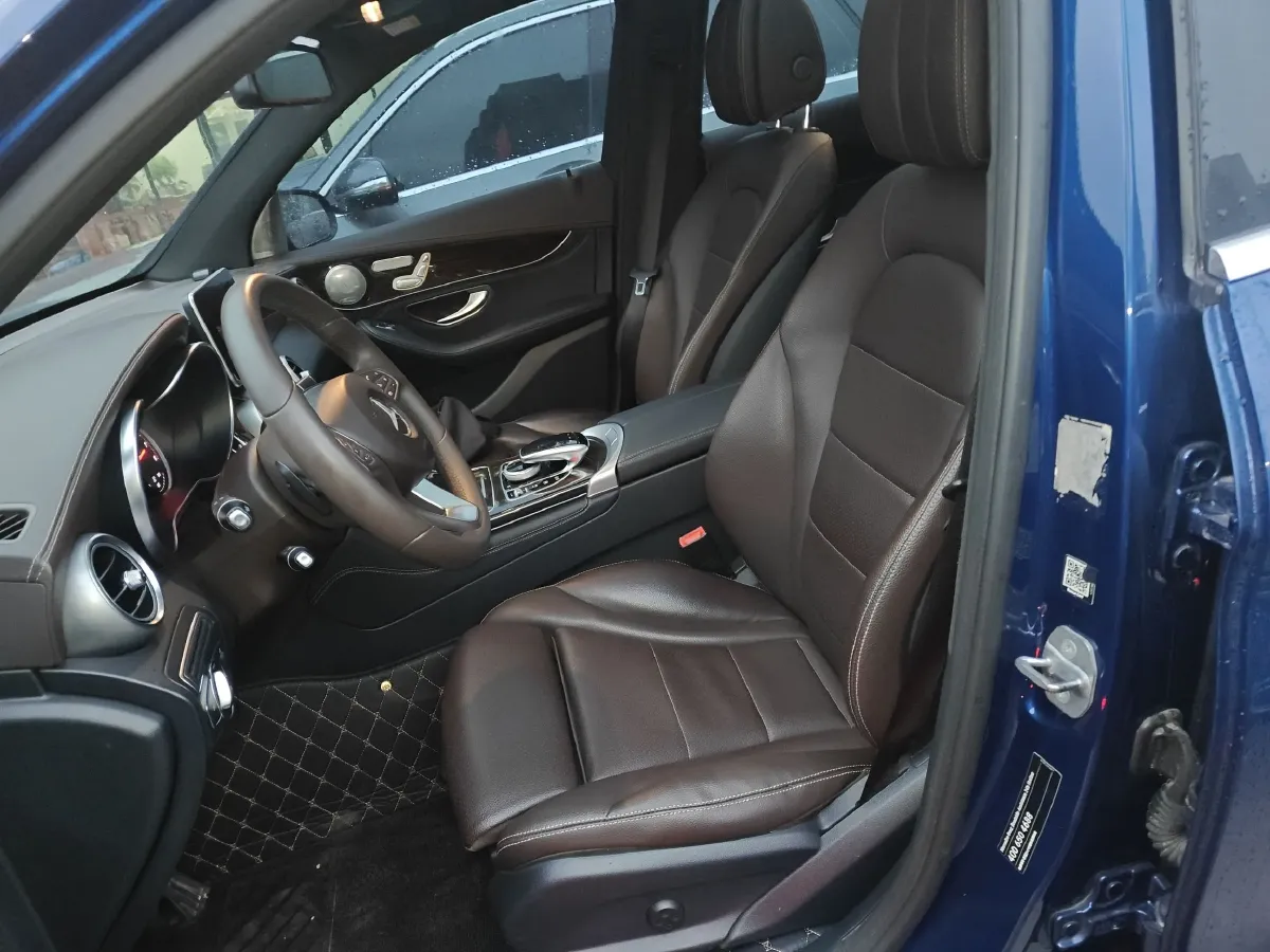 2017 Mercedes-Benz GLC Class 2.0T 211HP L4 9AT,autocango,china used car exporter,china ev exporter,chinese used car exporter,chinese used ev exporter