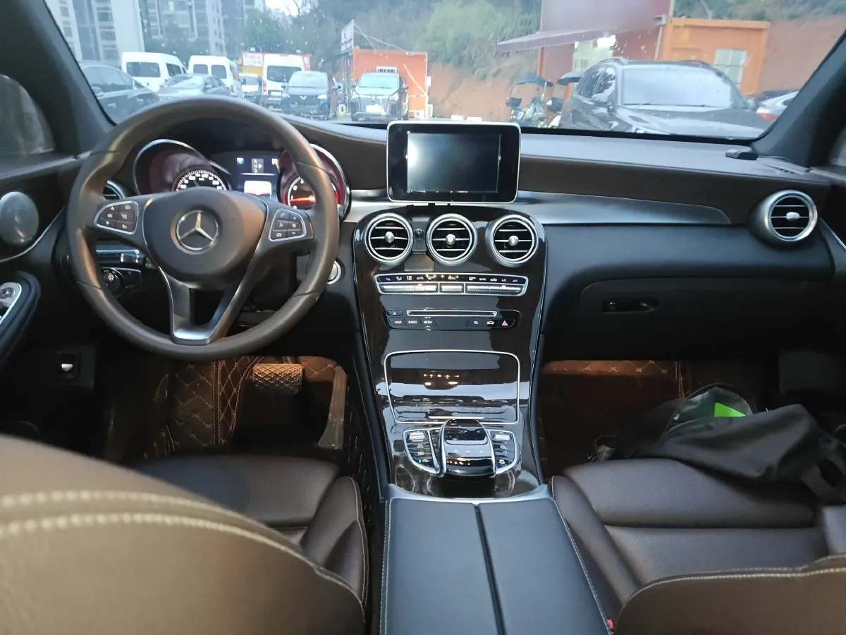 2017 Mercedes-Benz GLC Class 2.0T 211HP L4 9AT,autocango,china used car exporter,china ev exporter,chinese used car exporter,chinese used ev exporter