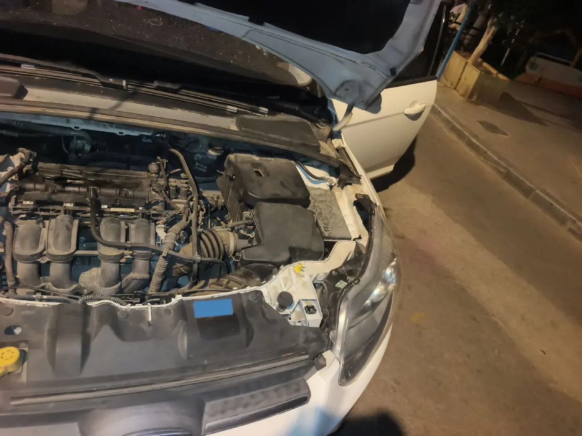 2012 Ford Focus 1.6L 125HP L4 6DCT,autocango,china used car exporter,china ev exporter,chinese used car exporter,chinese used ev exporter