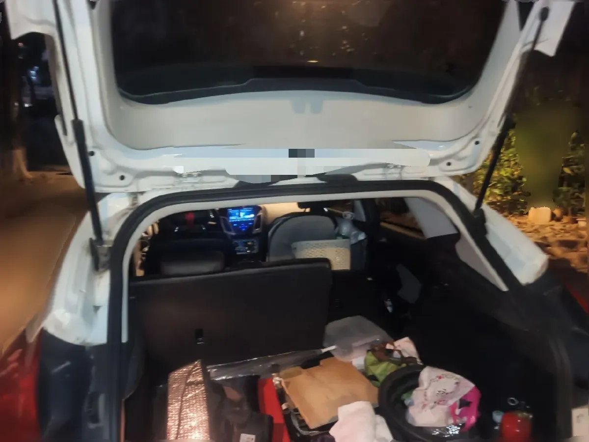 2012 Ford Focus 1.6L 125HP L4 6DCT,autocango,china used car exporter,china ev exporter,chinese used car exporter,chinese used ev exporter