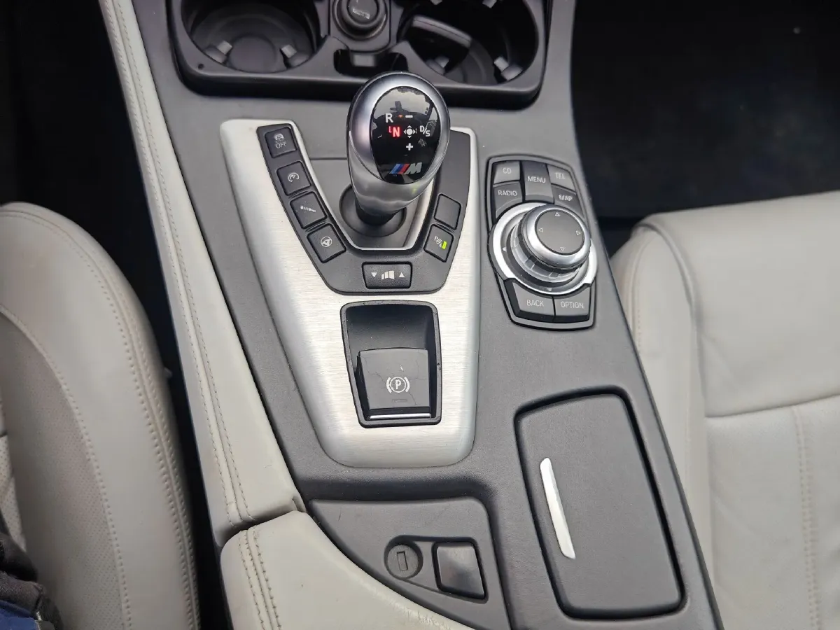 2012 BMW M5 4.4T 560HP V8 7DCT,autocango,china used car exporter,china ev exporter,chinese used car exporter,chinese used ev exporter