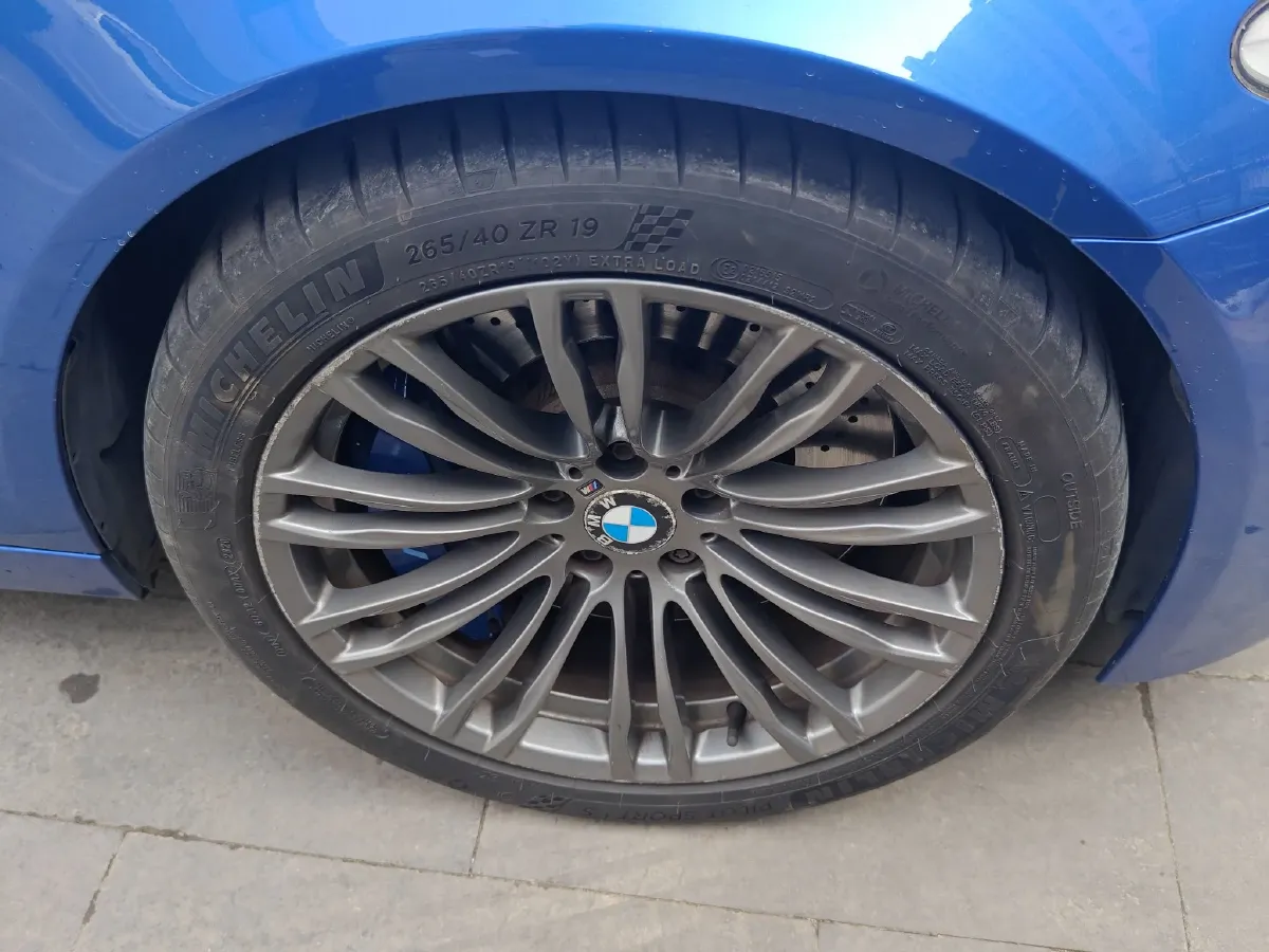 2012 BMW M5 4.4T 560HP V8 7DCT,autocango,china used car exporter,china ev exporter,chinese used car exporter,chinese used ev exporter