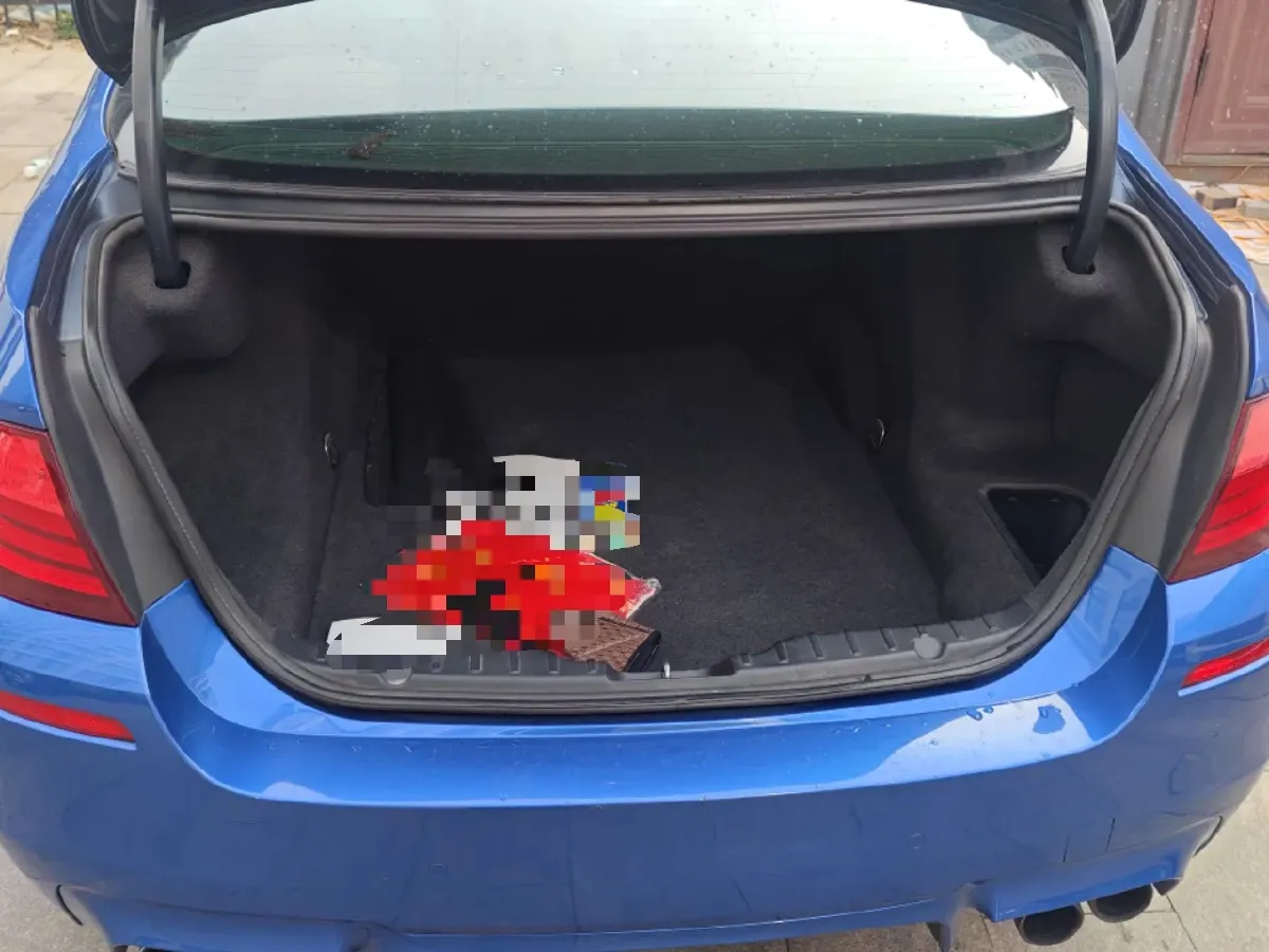 2012 BMW M5 4.4T 560HP V8 7DCT,autocango,china used car exporter,china ev exporter,chinese used car exporter,chinese used ev exporter