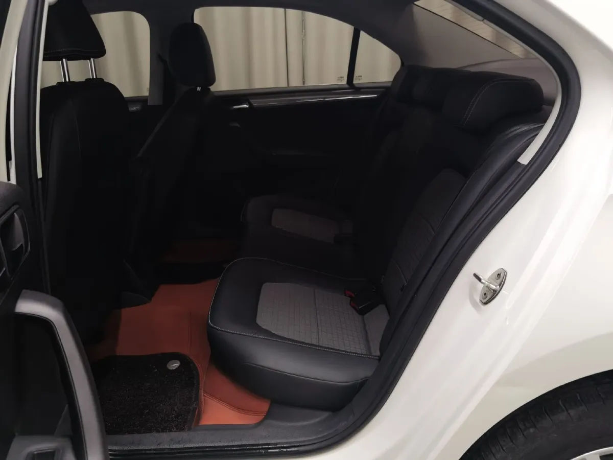 2019 Volkswagen Santana 1.5L 112HP L4 6AT,autocango,china used car exporter,china ev exporter,chinese used car exporter,chinese used ev exporter