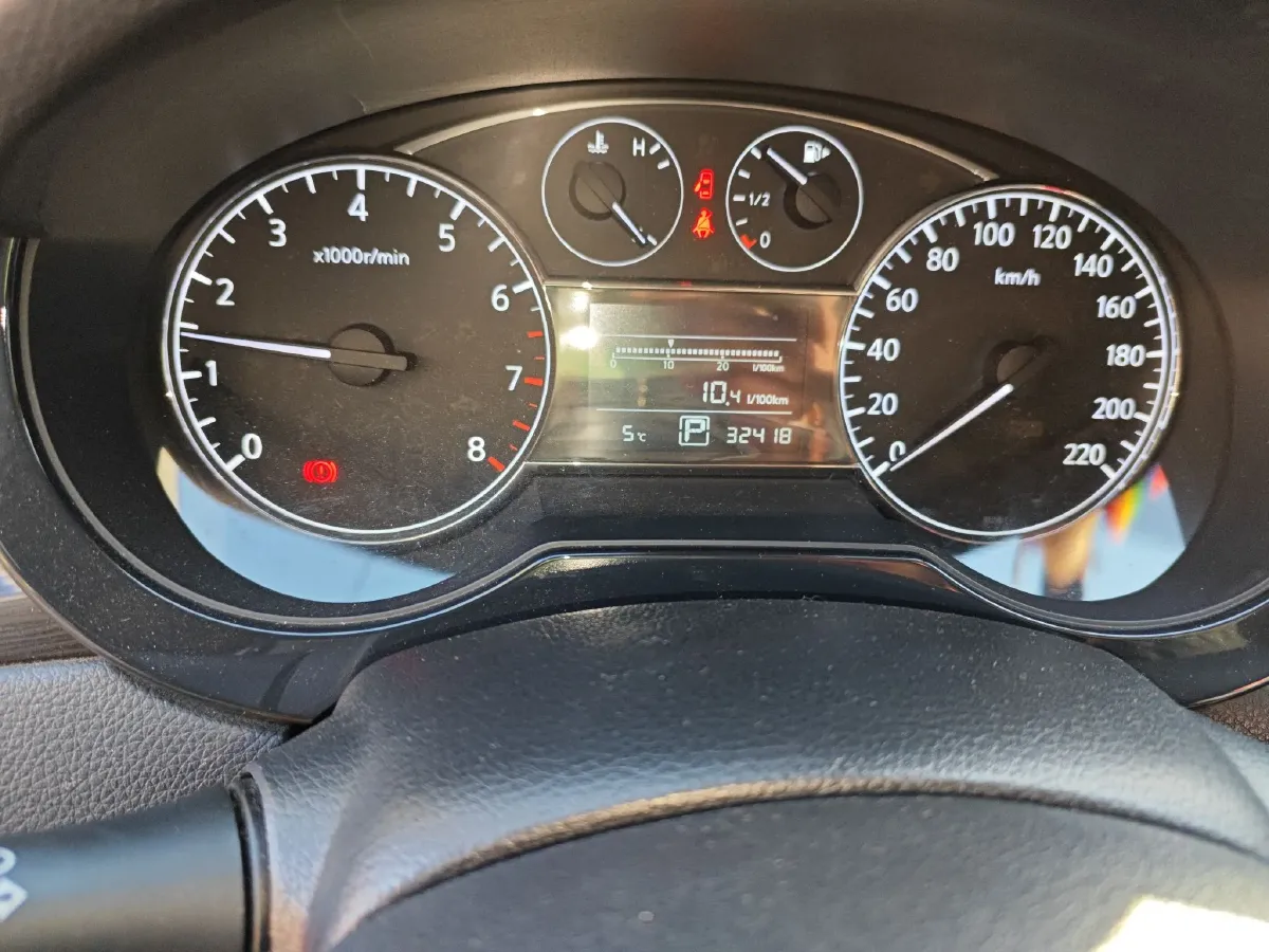 2011 Nissan Tiida 1.6L 126HP L4 CVT,autocango,china used car exporter,china ev exporter,chinese used car exporter,chinese used ev exporter