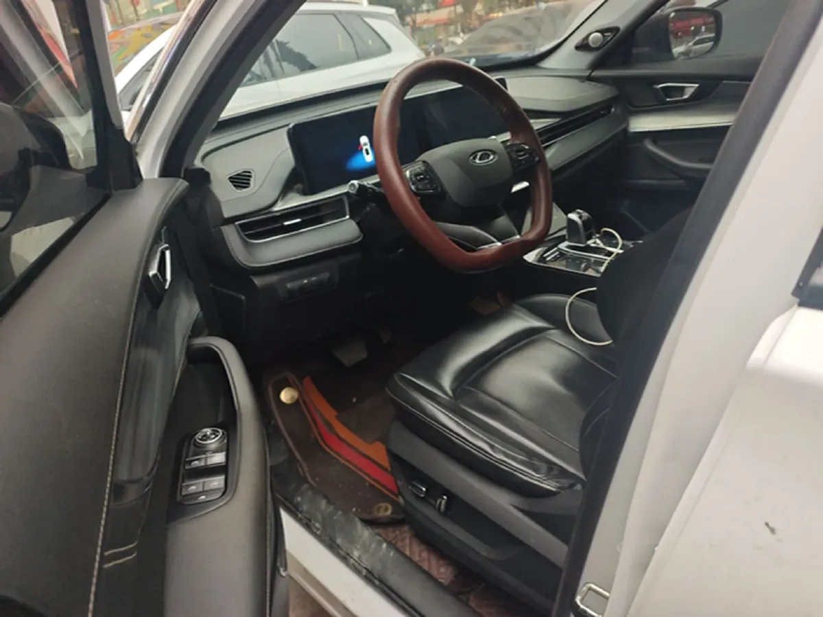 2021 Chery Tiggo 8 Plus 1.6T 197HP L4 7DCT,autocango,china used car exporter,china ev exporter,chinese used car exporter,chinese used ev exporter