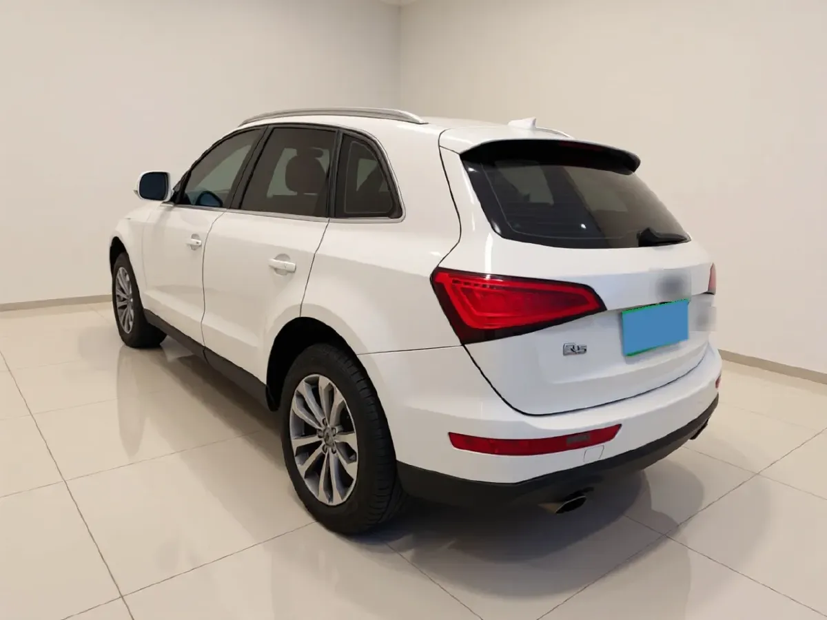 2015 Audi Q5 2.0T 224HP L4 8AT,autocango,china used car exporter,china ev exporter,chinese used car exporter,chinese used ev exporter