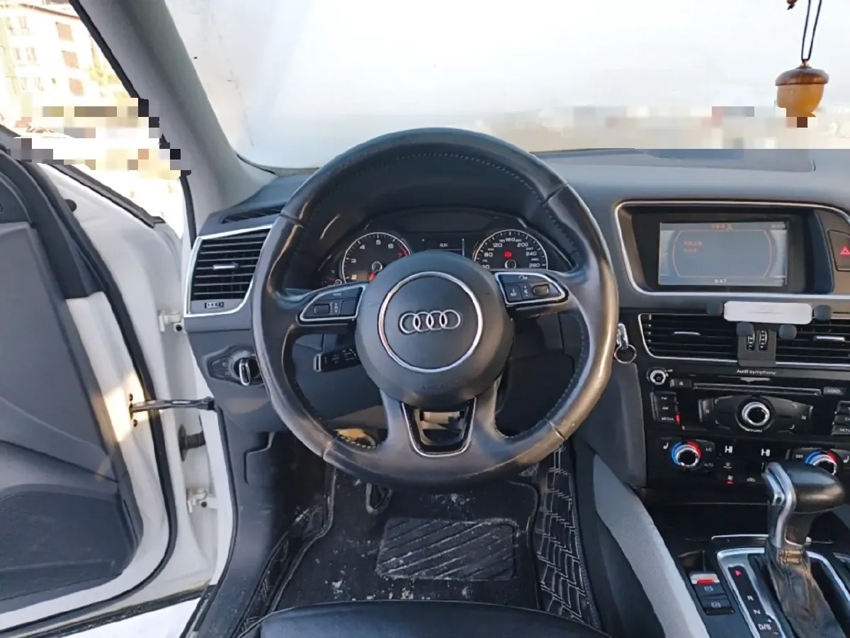 2015 Audi Q5 2.0T 224HP L4 8AT,autocango,china used car exporter,china ev exporter,chinese used car exporter,chinese used ev exporter