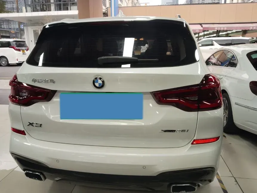 2021 BMW X3 2.0T 184HP L4 8AT,autocango,china used car exporter,china ev exporter,chinese used car exporter,chinese used ev exporter