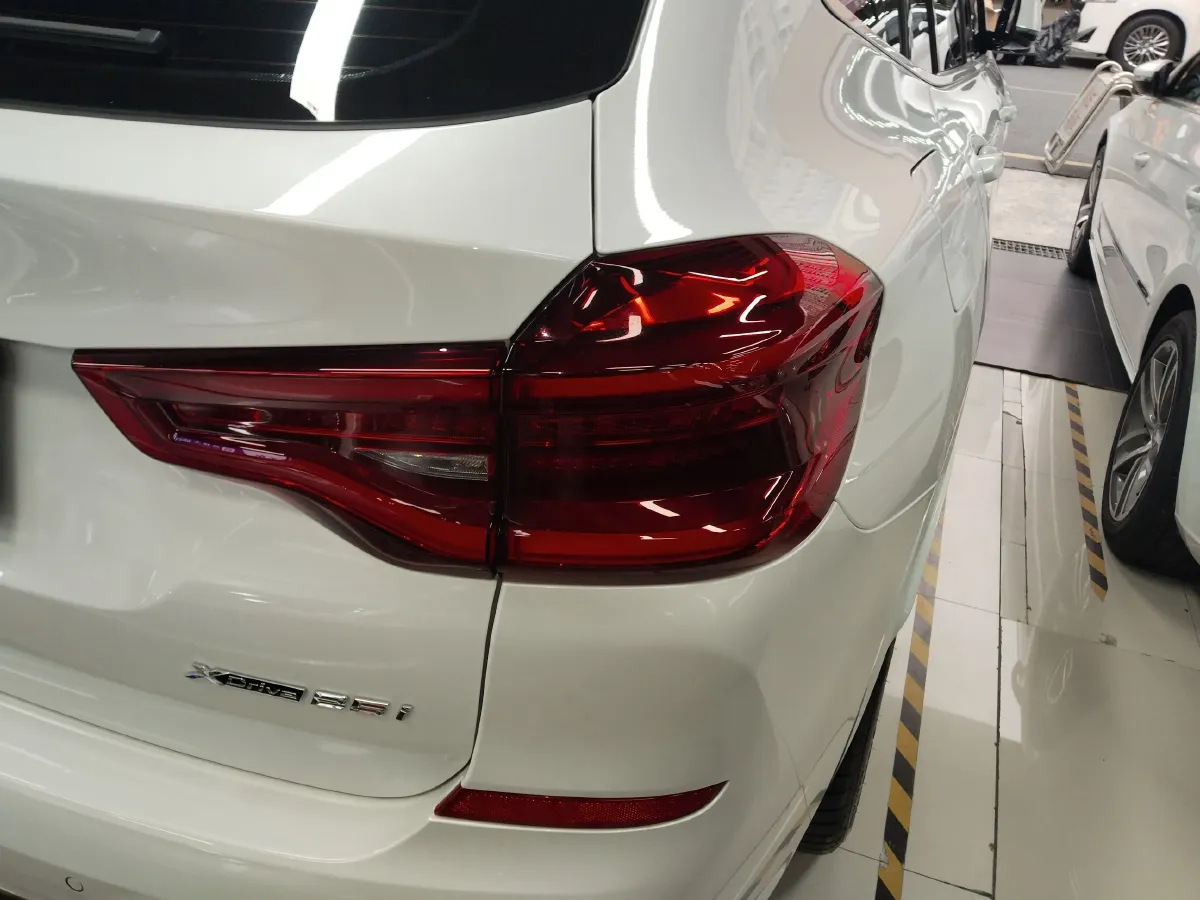 2021 BMW X3 2.0T 184HP L4 8AT,autocango,china used car exporter,china ev exporter,chinese used car exporter,chinese used ev exporter
