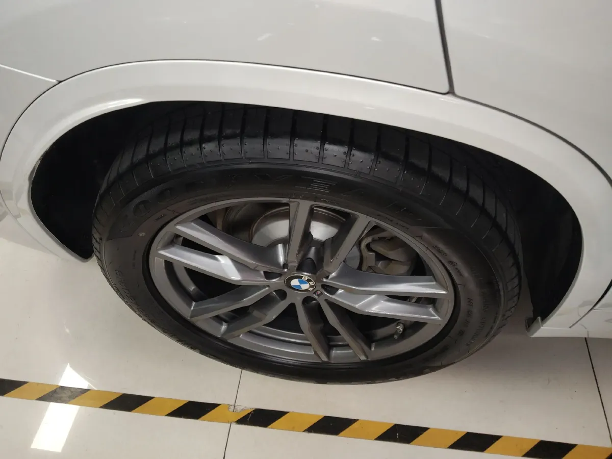 2021 BMW X3 2.0T 184HP L4 8AT,autocango,china used car exporter,china ev exporter,chinese used car exporter,chinese used ev exporter